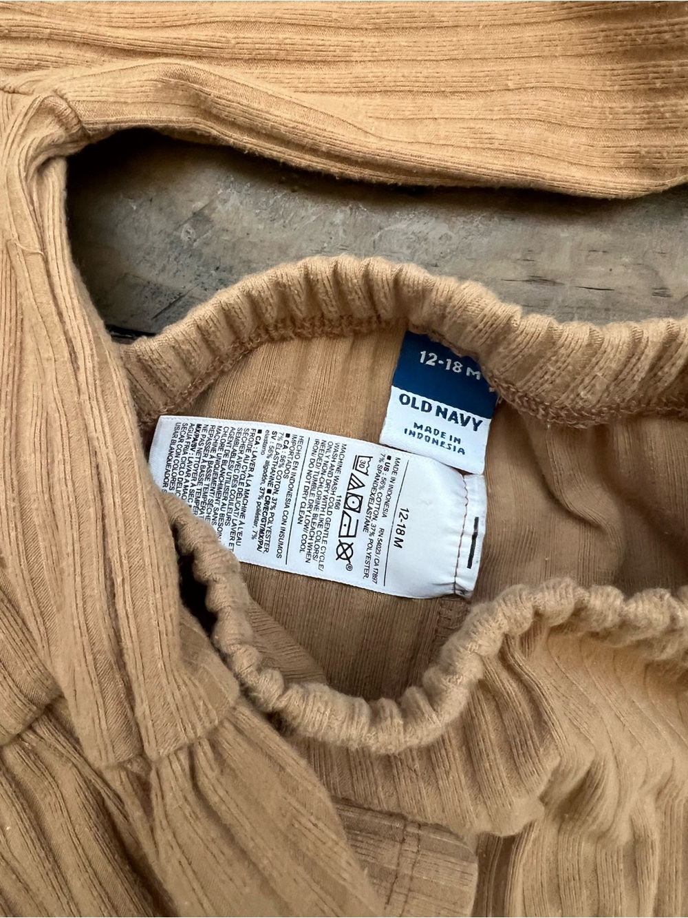 Old Navy Ribbed Peplum Top & Leggings Set - Picture 2 of 3